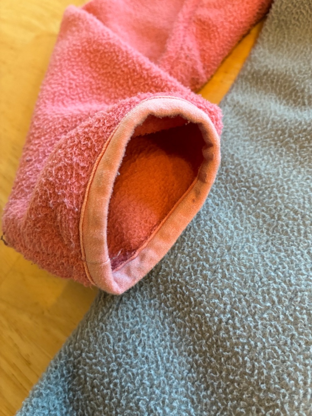 Patagonia Girls Micro D Fleece Jacket Pink, 5T - Picture 7 of 10